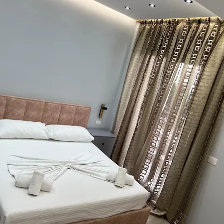 Brryli Nea Apartment